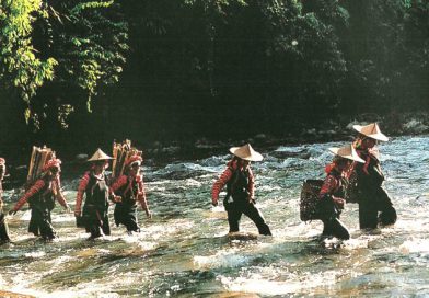 The LA HU Community of 54 Ethnic groups in Vietnam The LA HU Community of 54 Ethnic groups in Vietnam